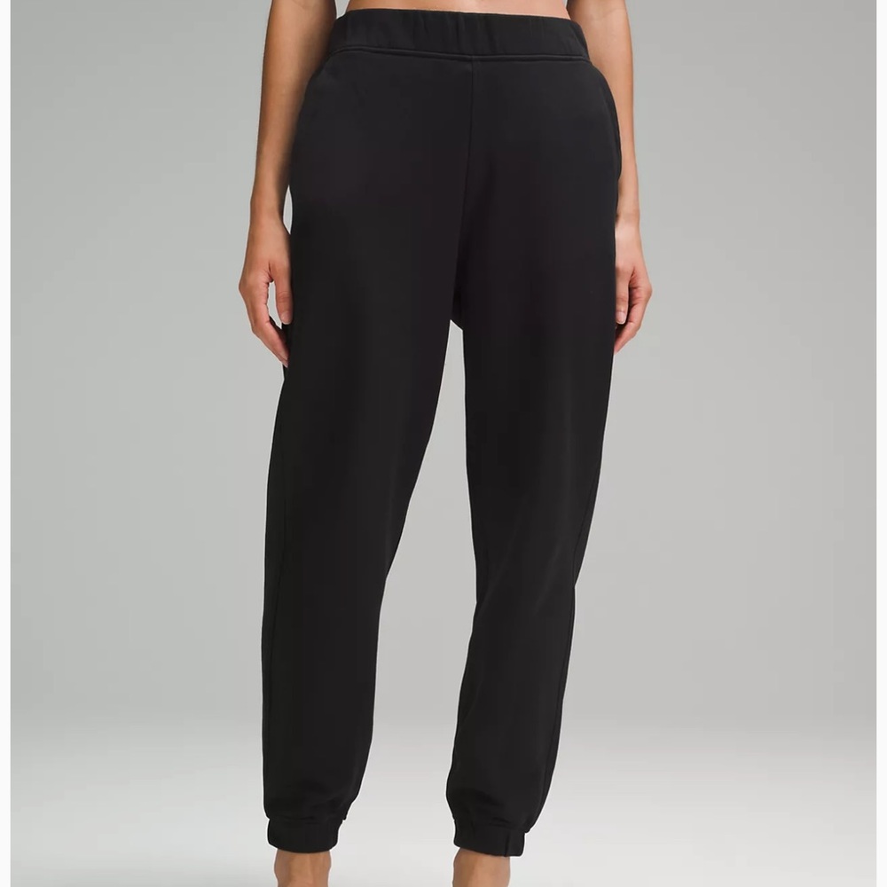 Lululemon Relaxed High Rise Jogger- Size 18